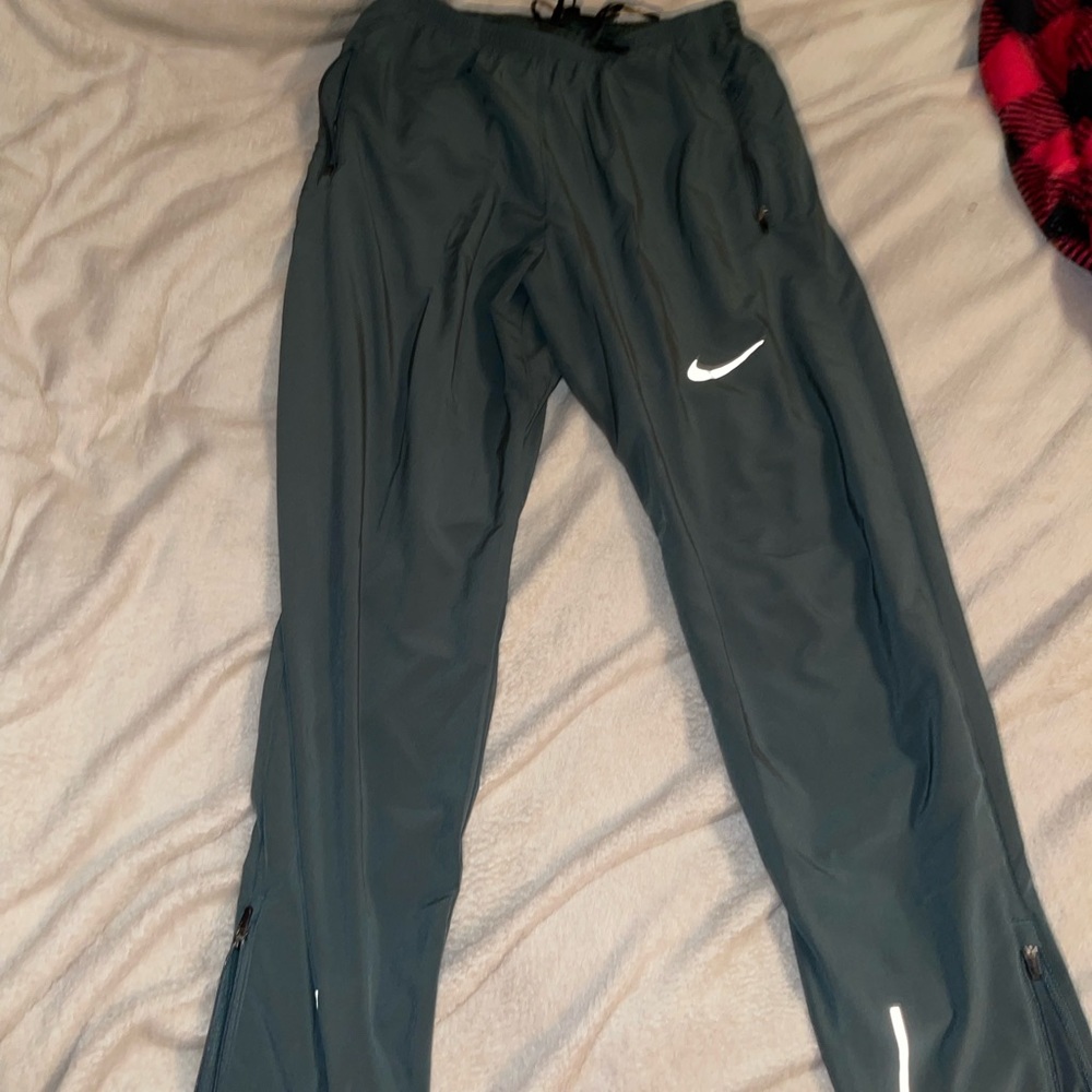 Nike joggers